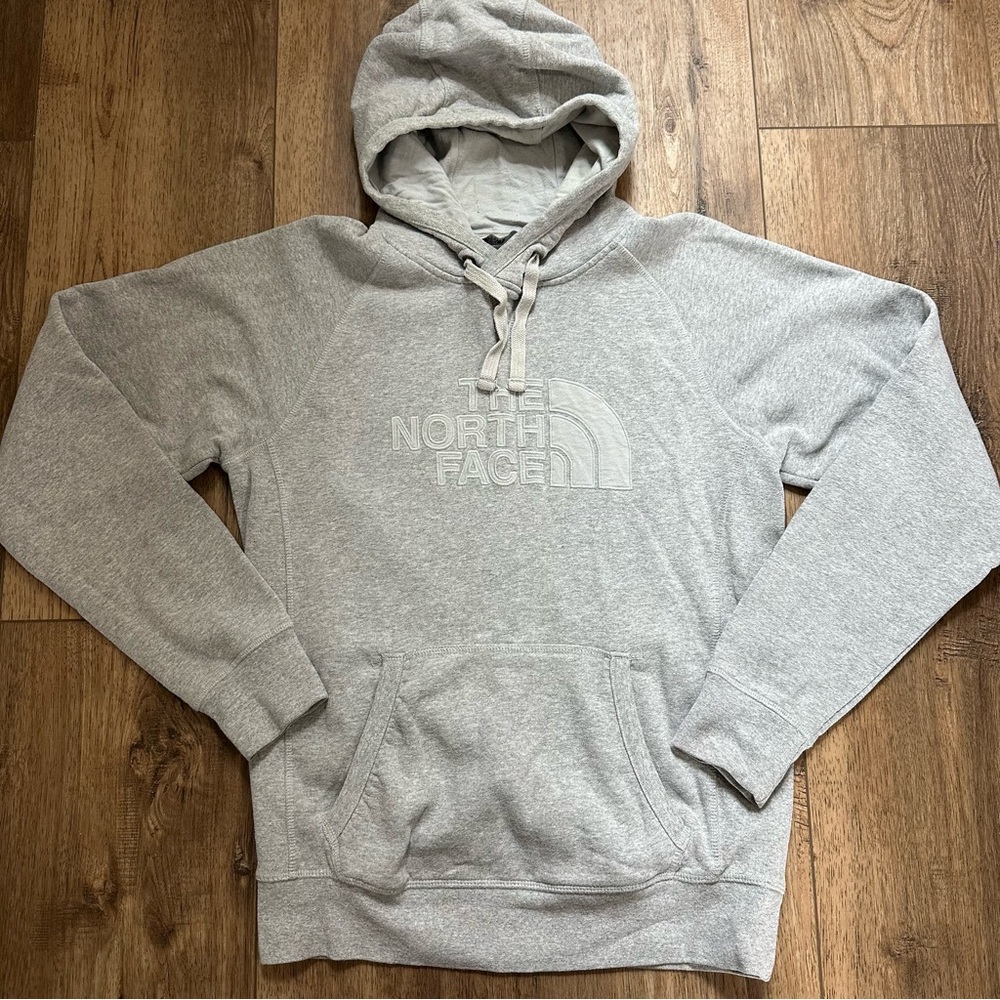 The‎ North Face Men’s Gray Hoodie Sweatshirt, Front Logo, Embroidered, Small